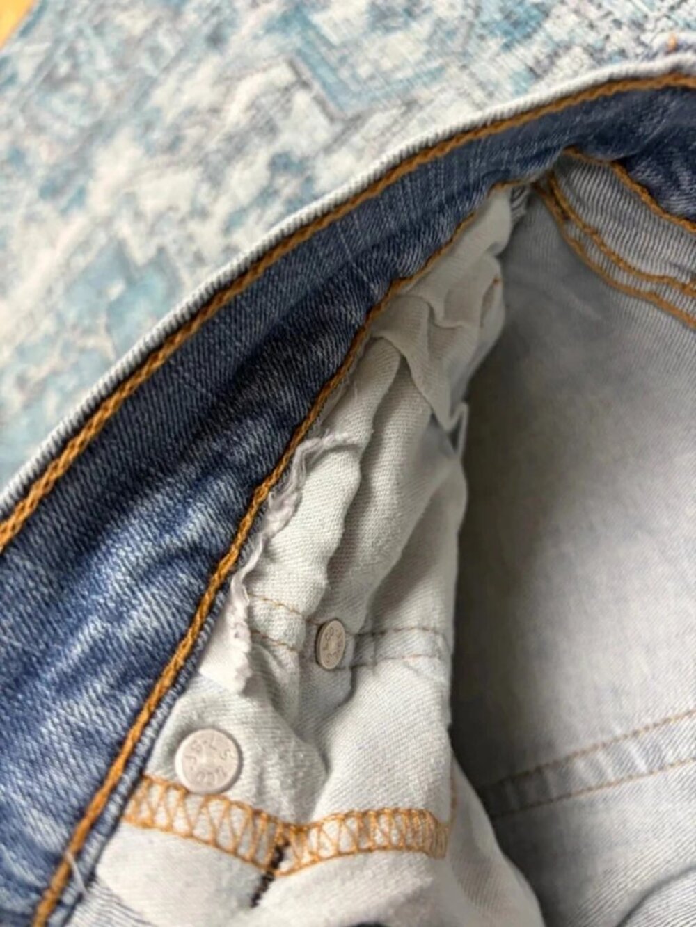 Levi’s 550 Relaxed Fit Jeans W32 L29 Light Wash Tapered Mom Jeans Y2K Vintage - Picture 5 of 5
